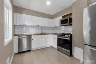 303 Stephenson Ave, Middlesex, NJ 08845 - Photo 3