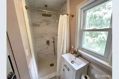 303 Stephenson Avenue, Middlesex, NJ 08845 - Photo 9