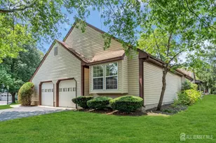 6 Rutherford Hayes Dr, Monroe Township, NJ 08831 - Photo 3