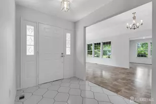 6 Rutherford Hayes Dr, Monroe Township, NJ 08831 - Photo 7