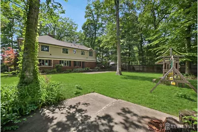 3811 Park Avenue, Edison, NJ 08820 - Photo 39