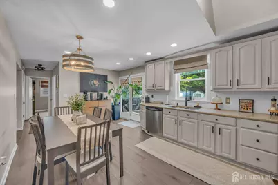 81 Lois Avenue, East Brunswick Township, NJ 08816 - Photo 5