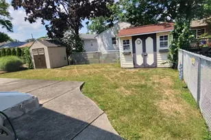 126 Florence Ave, Colonia, NJ 07067 - Photo 35