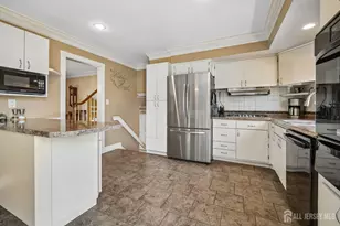 53 Orchard St, Carteret, NJ 07008 - Photo 15