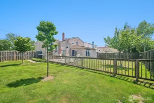 53 Orchard St, Carteret, NJ 07008 - Photo 31