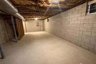 7 Paul St, Fords, NJ 08863 - Photo 23