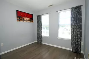 5 Schlottfeld Ln, Sayreville, NJ 08859 - Photo 23