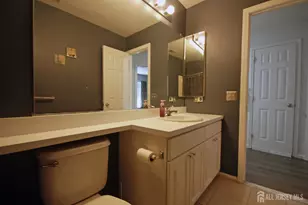 5 Schlottfeld Ln, Sayreville, NJ 08859 - Photo 21