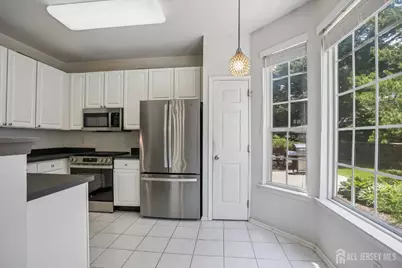 5 Schlottfeld Lane, Sayreville, NJ 08859 - Photo 3