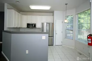 5 Schlottfeld Ln, Sayreville, NJ 08859 - Photo 7