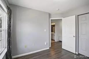5 Schlottfeld Ln, Sayreville, NJ 08859 - Photo 25