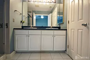 5 Schlottfeld Ln, Sayreville, NJ 08859 - Photo 15