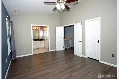 5 Schlottfeld Lane, Sayreville, NJ 08859 - Photo 13