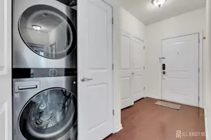 731 Strassle Wy, South Plainfield, NJ 07080 - Photo 15