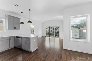 910 Bergen St, Newark, NJ 07112 - Photo 1