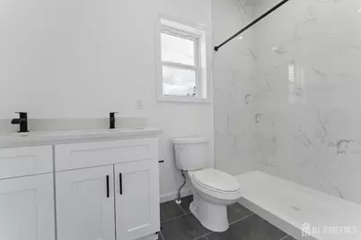 910 Bergen Street #2, Newark, NJ 07112 - Photo 7