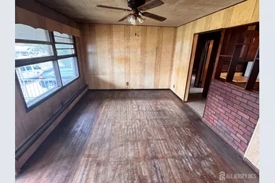 554 Ridgeway Avenue, Sayreville, NJ 08879 - Photo 5
