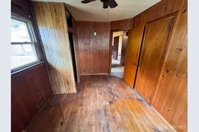 554 Ridgeway Avenue, Sayreville, NJ 08879 - Photo 11