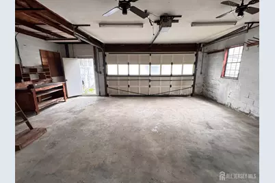 554 Ridgeway Avenue, Sayreville, NJ 08879 - Photo 25