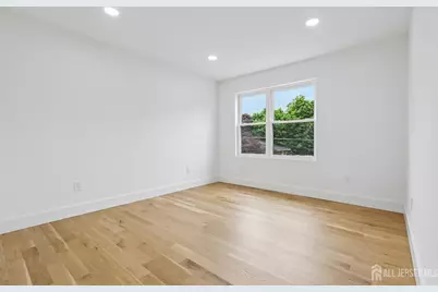 58 N Fern Street, Edison, NJ 08817 - Photo 15