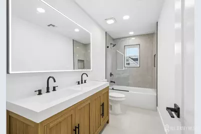 58 N Fern Street, Edison, NJ 08817 - Photo 3