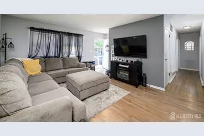 290 Grove Street, Woodbridge Township, NJ 07095 - Photo 5