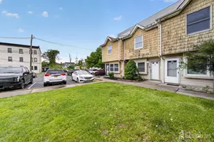 172 Roosevelt Ave, Carteret, NJ 07008 - Photo 17