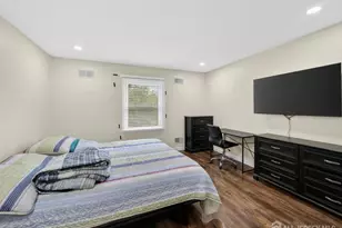 172 Roosevelt Ave, Carteret, NJ 07008 - Photo 11