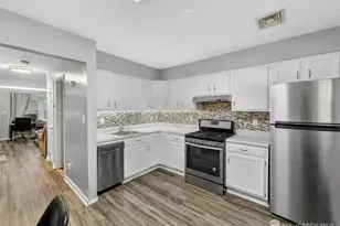 172 Roosevelt Ave, Carteret, NJ 07008 - Photo 5