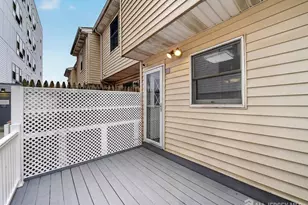 172 Roosevelt Ave, Carteret, NJ 07008 - Photo 15