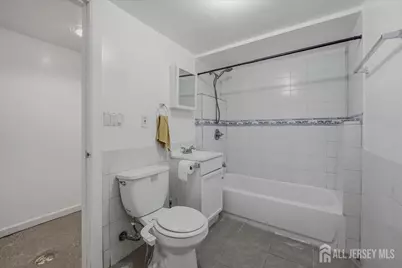 126 Orange Street, Edison, NJ 08817 - Photo 17