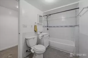 126 Orange St, Edison, NJ 08817 - Photo 17