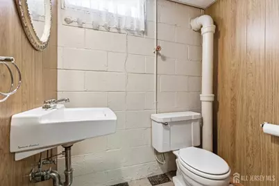 35 Lee Avenue, Sayreville, NJ 08879 - Photo 21