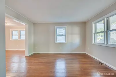 49 Comstock Street, New Brunswick, NJ 08901 - Photo 3