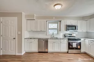 49 Comstock St, New Brunswick, NJ 08901 - Photo 11