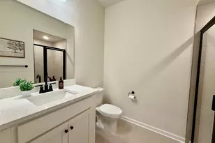 614 Sadie Cir, New Brunswick, NJ 08901 - Photo 9