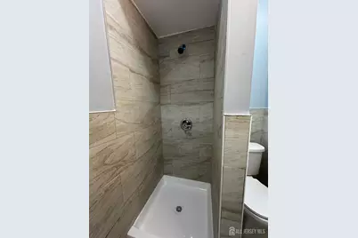 830 S 16th Street S #3, Newark, NJ 07108 - Photo 5