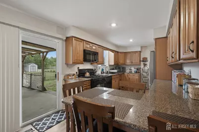 100 Coachman Drive, Florence, NJ 08505 - Photo 13