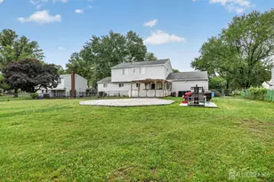 100 Coachman Dr, Florence, NJ 08505 - Photo 31