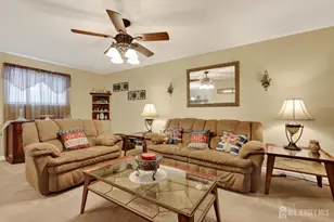 100 Coachman Dr, Florence, NJ 08505 - Photo 7
