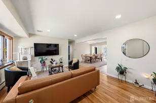 162 Rutherford Ave, Woodbridge Township, NJ 07095 - Photo 5