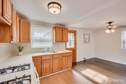 109 Newman Street, Metuchen, NJ 08840 - Photo 15