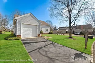 48 Rutland Ln, Monroe Township, NJ 08831 - Photo 3