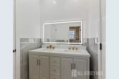 1855 Woodland Avenue, Edison, NJ 08820 - Photo 19