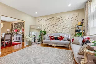 489 Plainfield Rd, Edison, NJ 08820 - Photo 5