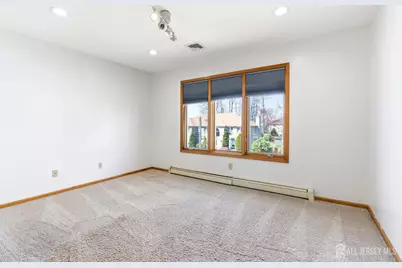 343 McKinley Avenue, Edison, NJ 08820 - Photo 35
