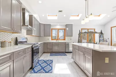343 McKinley Avenue, Edison, NJ 08820 - Photo 15