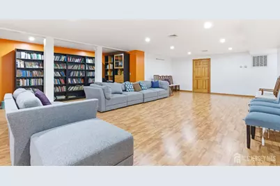 343 McKinley Avenue, Edison, NJ 08820 - Photo 39
