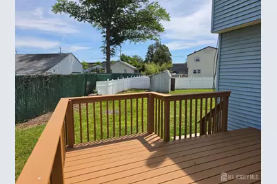 8 Chester Court, Edison, NJ 08817 - Photo 27