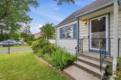 221 W Prospect Street, South Bound Brook, NJ 08880 - Photo 5